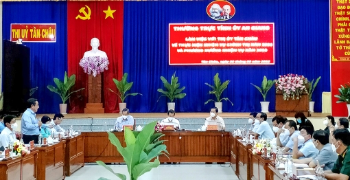 Quyết tâm đưa thị xã biên giới Tân Châu ngày càng phát triển