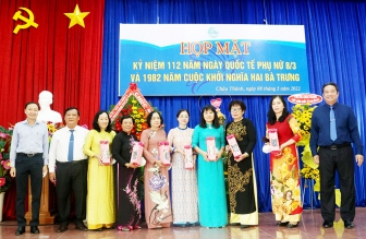 Huyện Châu Thành họp mặt kỷ niệm ngày Quốc tế Phụ nữ 8-3