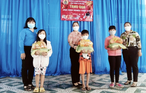Nữ nhà giáo “Hai giỏi” tháo vát trong mọi nhiệm vụ