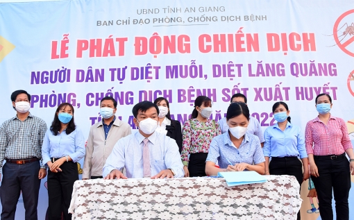 Ban Chỉ đạo phòng, chống dịch bệnh nguy hiểm trên người huyện Châu Phú phát động chiến dịch diệt muỗi, lăng quăng, phòng bệnh sốt xuất huyết