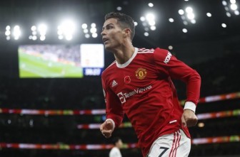 Ronaldo nói gì sau khi trở thành chân sút số 1 trong lịch sử?