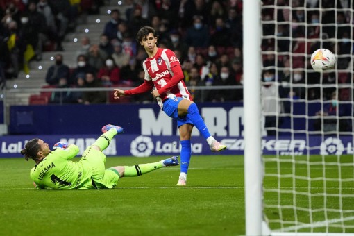 MU đấu Atletico: Hãy ngăn Joao Felix, nếu có thể!