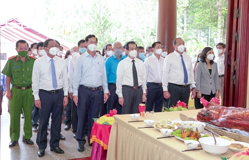 An Giang tổ chức lễ tưởng niệm 42 năm ngày mất của Chủ tịch Tôn Đức Thắng
