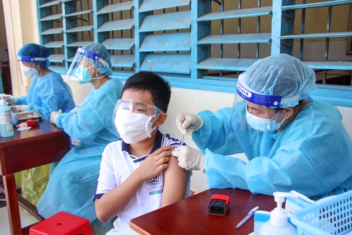 Khuyến cáo người dân đưa trẻ em 1-5 tuổi tham gia tiêm chủng vaccine mở rộng
