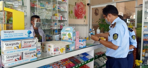 Sở Y tế An Giang nghiêm cấm các cơ sở, nhà thuốc đầu cơ, tích trữ tăng giá thuốc điều trị COVID-19 bất hợp lý