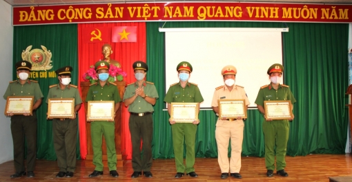 Công an huyện Chợ Mới vì cuộc sống bình yên của nhân dân