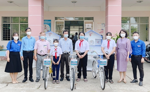 Đoàn cơ sở BIDV Chi nhánh An Giang thực hiện nhiều hoạt động ý nghĩa trong Tháng Thanh niên năm 2022