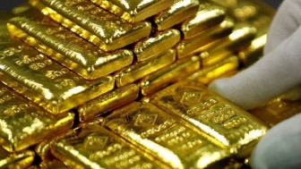 Giá vàng hôm nay 22-3: Châu Âu bất ổn, vàng tăng dựng đứng