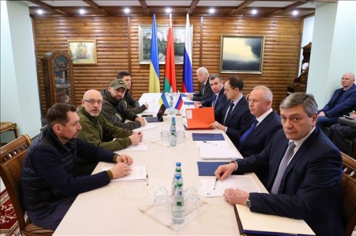 Nga mong muốn đàm phán với Ukraine diễn ra tích cực và thực chất hơn