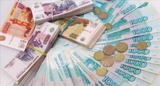 Nga yêu cầu châu Âu thanh toán tiền mua khí đốt bằng đồng ruble