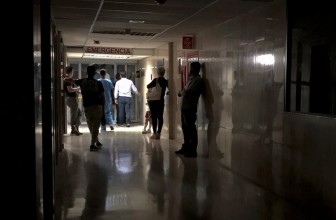 Hơn 200 người tử vong do mất điện tại các bệnh viện Venezuela