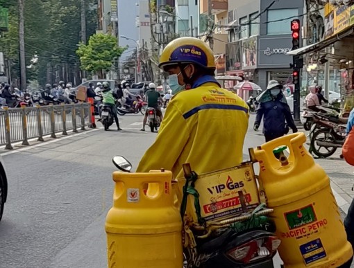 Giá gas tháng 4 lại lập kỷ lục mới