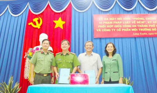 An Giang: Công nhân môi trường tham gia bảo vệ tài sản cho dân