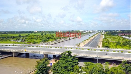 Hậu Giang: Gấp rút hoàn thiện thủ tục đầu tư các tuyến đường bộ cao tốc