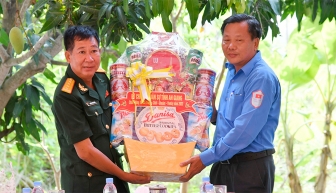 Thăm Đội K93 đang làm nhiệm vụ tại Campuchia