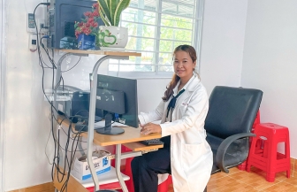 Nữ bác sĩ người dân tộc thiểu số Khmer tận tâm