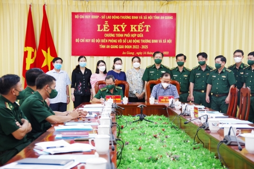 Ký kết Chương trình phối hợp về an sinh xã hội giai đoạn 2022-2025