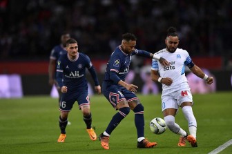Neymar, Mbappe giúp PSG chạm một tay vào chức vô địch