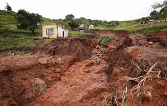Số người thiệt mạng do lũ lụt tại Nam Phi tiếp tục tăng