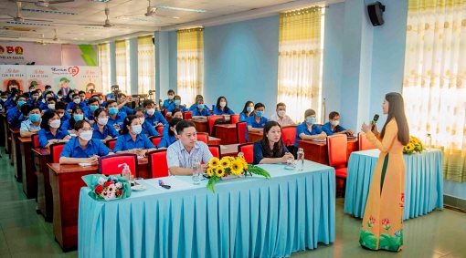 Tập huấn kỹ năng chuyển đổi số cho cán bộ Đoàn - Hội các cấp năm 2022