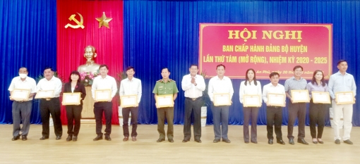 Hội nghị Ban Chấp hành Đảng bộ huyện An Phú lần thứ 8