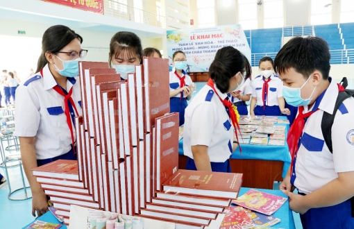 Trung tâm Văn hóa - Thể thao và Truyền thanh huyện Châu Thành tổ chức Ngày sách Việt Nam 21/4