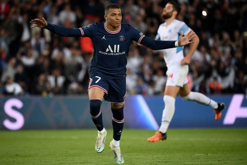 MU lấy sao trẻ Lamptey, Man City tranh Mbappe