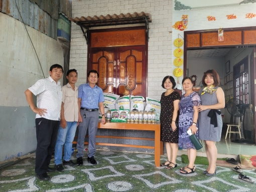 Hội Doanh nhân trẻ An Giang thăm doanh nhân khởi nghiệp