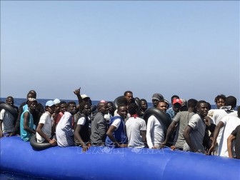 Lật thuyền chở người di cư ở ngoài khơi Tây Ban Nha, 26 người mất tích