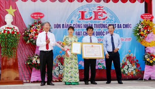 Trường THPT Ba Chúc đạt chuẩn quốc gia