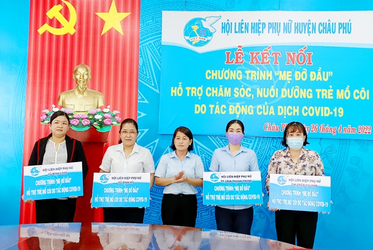 Hội Liên hiệp Phụ nữ huyện Châu Phú kết nối Chương trình “Mẹ đỡ đầu” hỗ trợ chăm sóc, nuôi dưỡng trẻ mồ côi