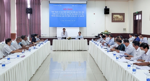 Phát huy vai trò của người có uy tín trong đồng bào dân tộc thiểu số khu vực Tây Nam Bộ