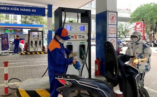 Giá xăng có thể tăng từ 600 - 1.000 đồng sau nghỉ lễ?