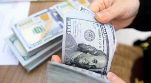 Tỷ giá USD hôm nay 1/5: USD tự do giảm giá