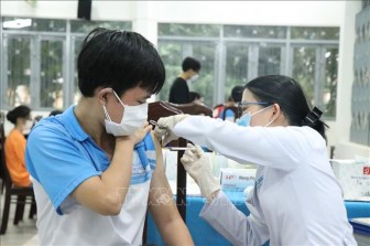 Đến ngày 2/5, cả nước đã tiêm hơn 1,5 triệu mũi vaccine phòng COVID-19 cho trẻ dưới 12 tuổi