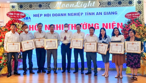 Kỳ vọng “mái nhà chung”