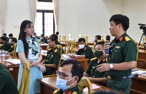 Bộ Chỉ huy Quân sự tỉnh An Giang  tập huấn viết chính luận về bảo vệ nền tảng tư tưởng của Đảng