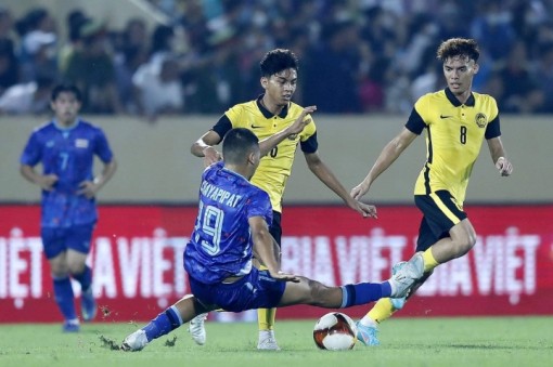 Nhận thẻ đỏ, bị thủng lưới phút cuối, U23 Thái Lan thua đau U23 Malaysia