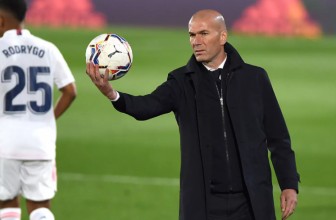 MU chiêu mộ Haller, Zidane dẫn PSG
