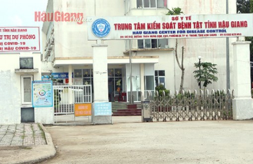 Bắt tạm giam nguyên Giám đốc CDC Hậu Giang