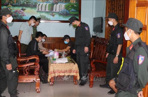 Phá chuyên án tàng trữ, vận chuyển, mua bán 820 kg thuốc nổ