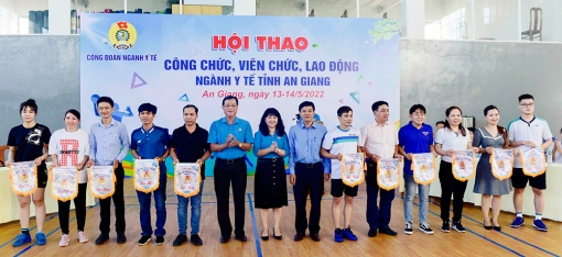 Khai mạc Hội thao công chức, viên chức, lao động trực thuộc Công đoàn ngành Y tế An Giang năm 2022