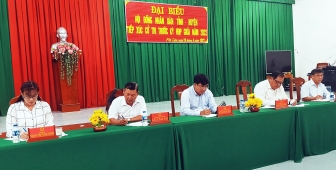 Đại biểu HĐND tỉnh An Giang và huyện Phú Tân tiếp xúc cử tri trước kỳ họp giữa năm 2022