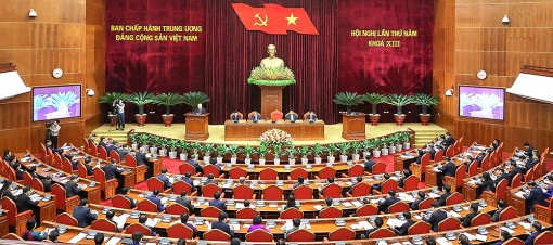 Tăng cường xây dựng, chỉnh đốn Đảng và hệ thống chính trị trong sạch, vững mạnh