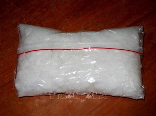 Bắt giữ 2 đối tượng đang vận chuyển, tàng trữ khoảng 1 kg ma túy