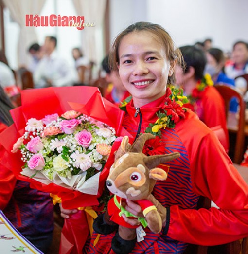 4 vận động viên Hậu Giang đạt huy chương vàng SEA Games 31 nhận bằng khen của Thủ tướng Chính phủ