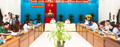 Thường trực Tỉnh ủy An Giang họp giao ban đánh giá tình hình thực hiện nhiệm vụ chính trị