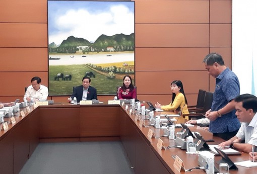 Trăn trở nhiều vấn đề quốc gia