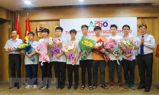 8 học sinh Việt Nam đoạt giải tại Olympic Vật lý châu Á-TBD