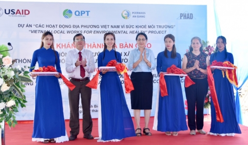 Khánh thành Hệ thống cấp nước sạch xã An Hảo và Hệ thống nước uống học đường cho Trường THCS Trần Đại Nghĩa